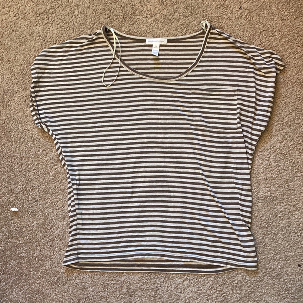 tee shirt